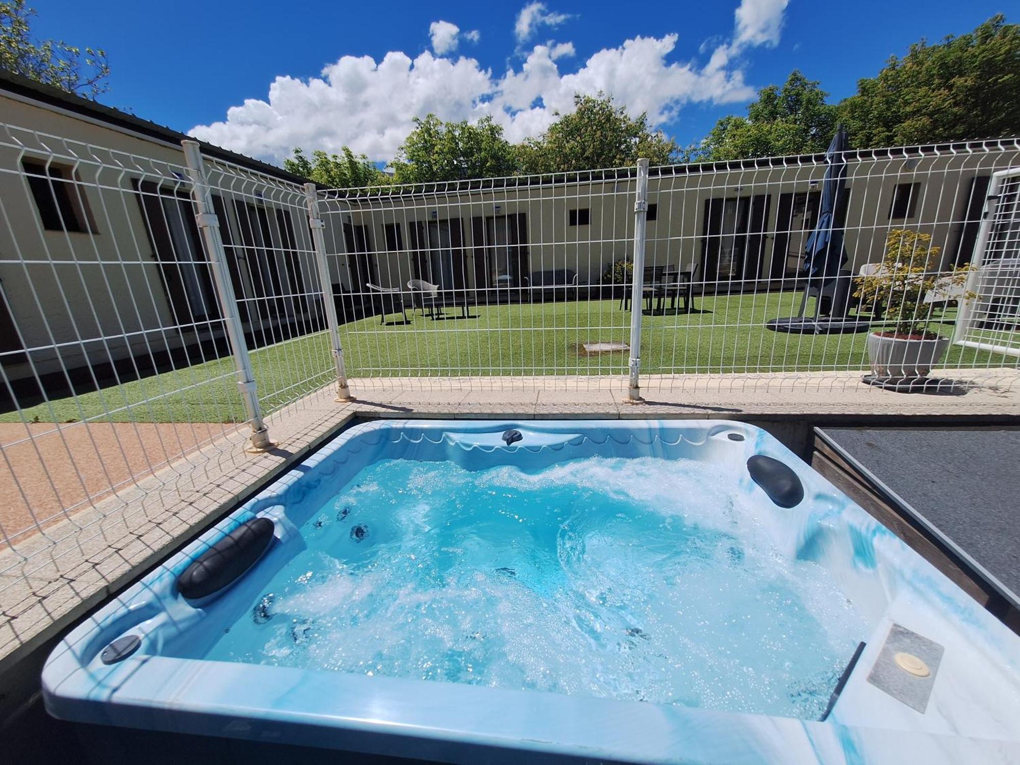 Hotel Le Connetable Saint-Bonnet-en-Champsaur Esterno foto